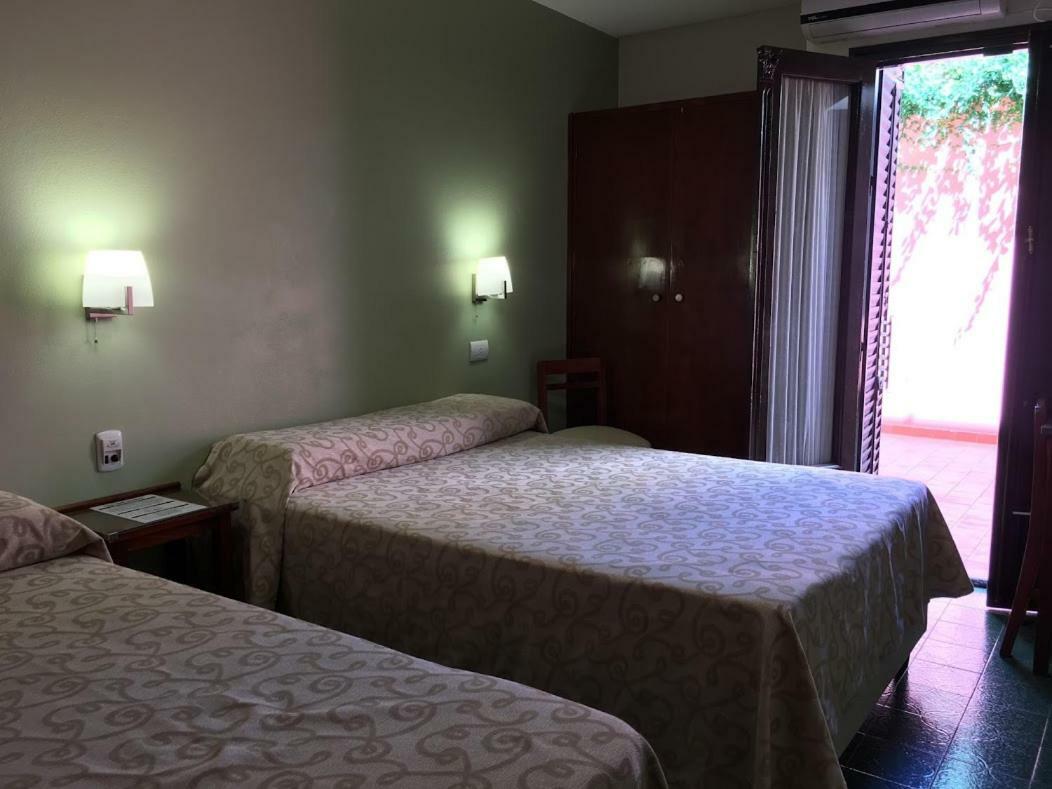 Residencial Italia Bed & Breakfast Cordoba Exterior photo
