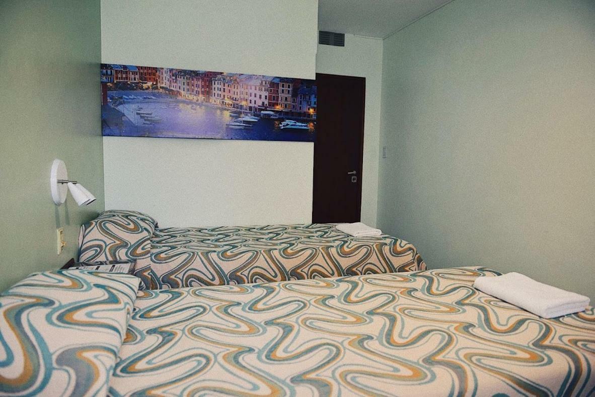 Residencial Italia Bed & Breakfast Cordoba Exterior photo
